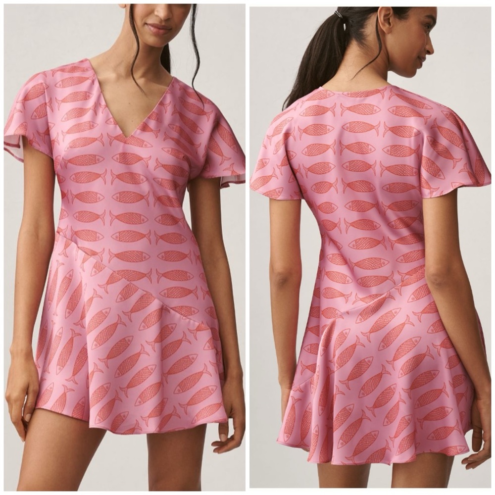 NWT short sleeve v-neck mini dress